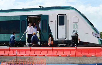 Es un hecho verdaderamente histórico AMLO al recibir primer Tren Maya