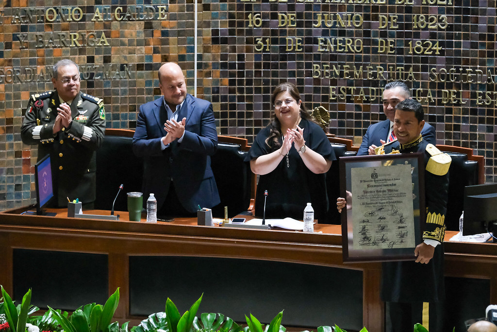 Conmemoran Bicentenario Del Heroico Colegio Militar Asiste Gobernador