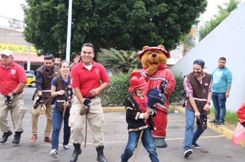 Bomberos en el Civil 01