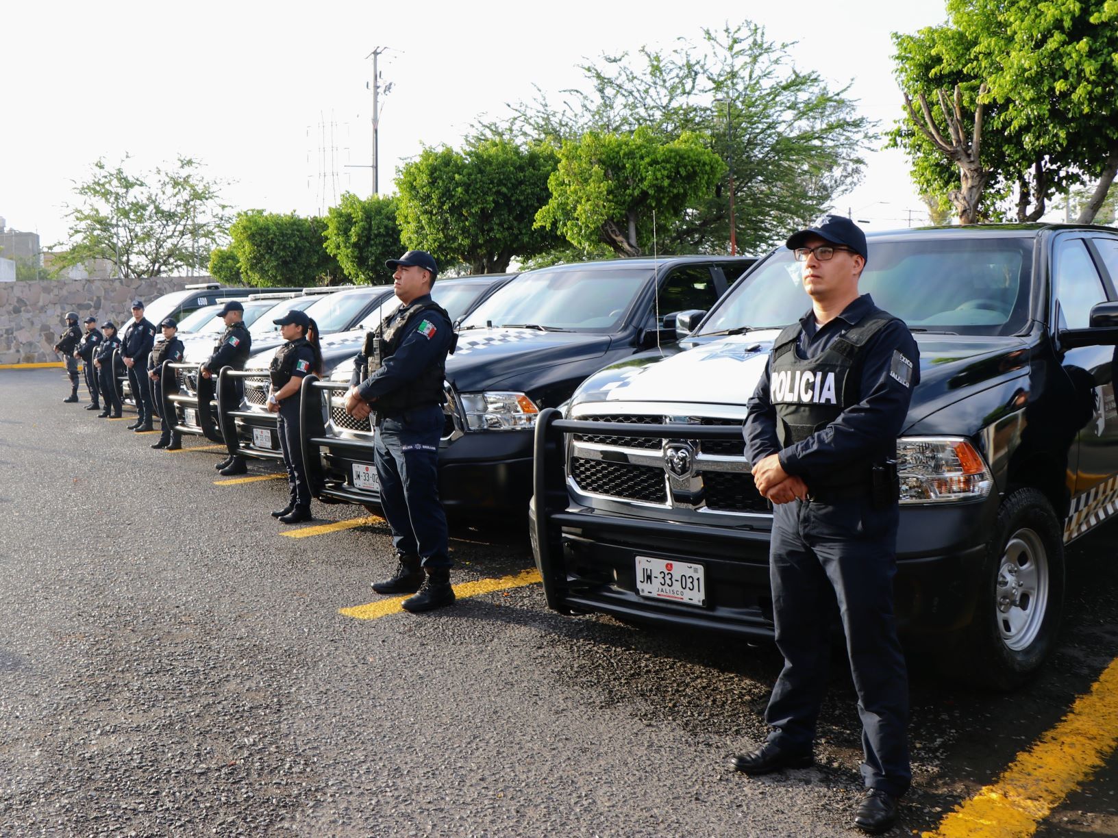 Entregan nuevos vehículos a la Policía de Guadalajara