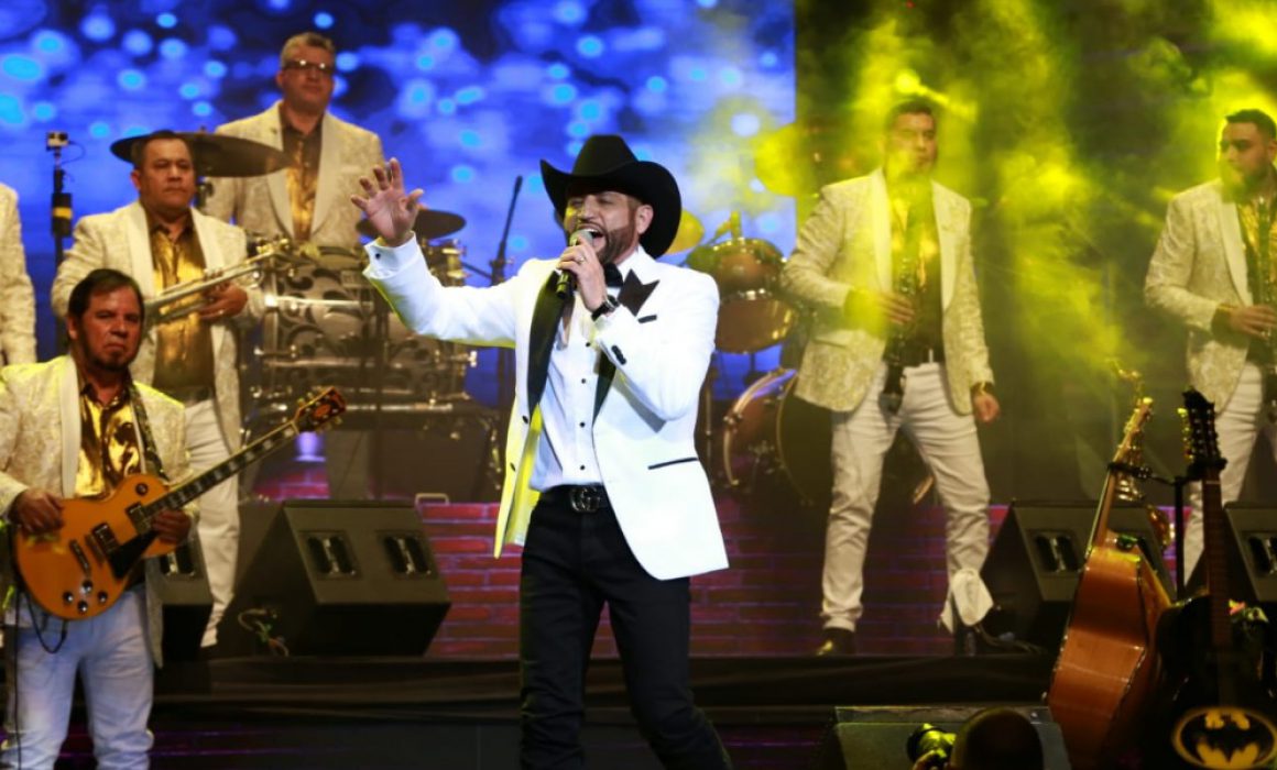 Revelan nuevas fechas para conciertos de Pancho Barraza en Guadalajara