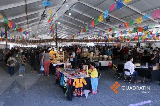 Feria Corazón Artesano inicia en Plaza Liberación de Guadalajara