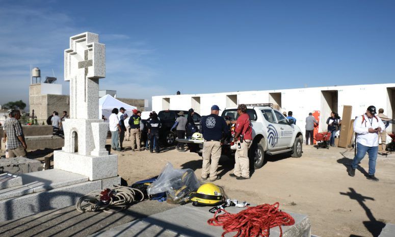 Inicia trabajos para exhumar 262 cuerpos del panteón de Coyula