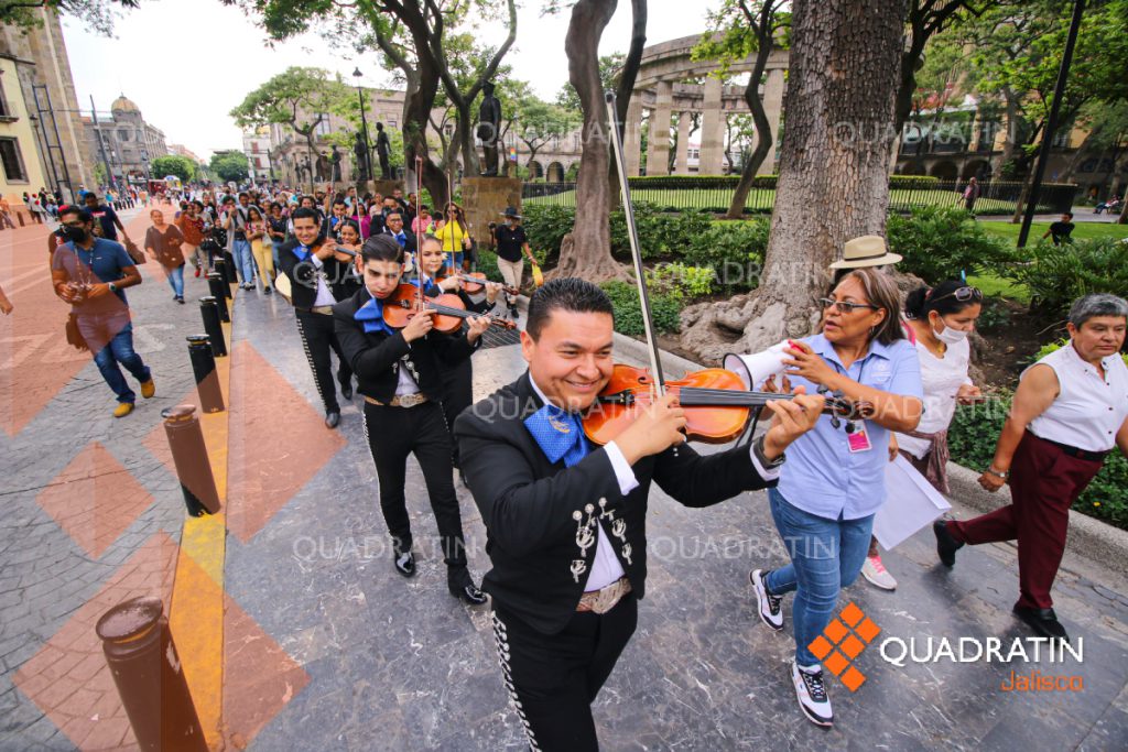 Un recorrido por las cantinas tradicionales de Guadalajara: anécdotas de  tapatíos