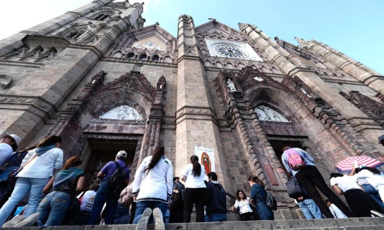 Roban copón con hostias consagradas del Expiatorio de Guadalajara
