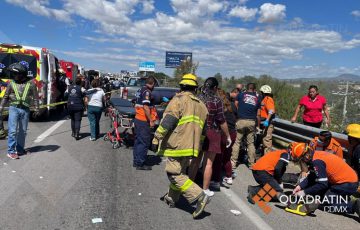 Volcadura de autobús deja 2 muertos y 15 heridos en carretera Silao ...