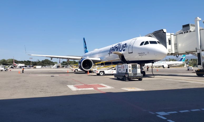Puerto Vallarta espera recuperar tráfico aéreo a partir de noviembre