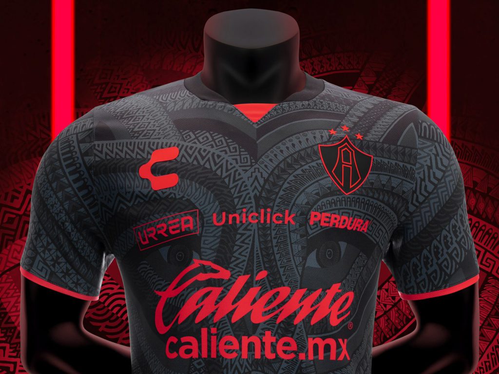 Atlas lanza jersey alterno en honor a la cultura mexicana