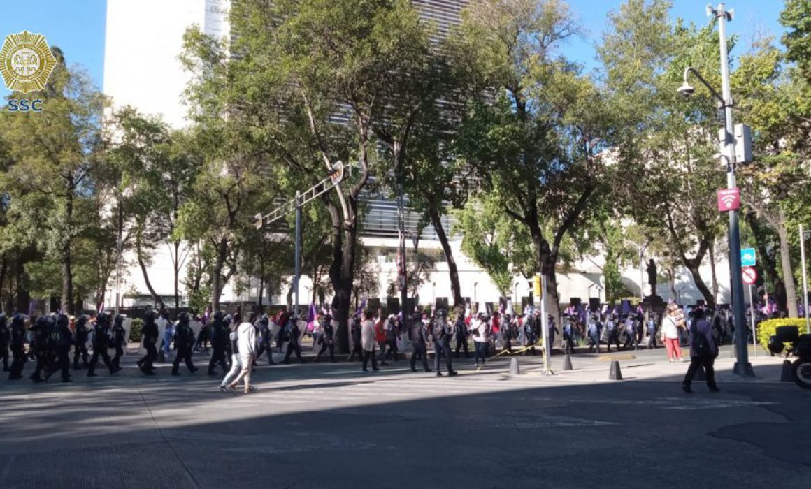 Marcha 25N: Se Expresan En Contra De La Violencia En CDMX