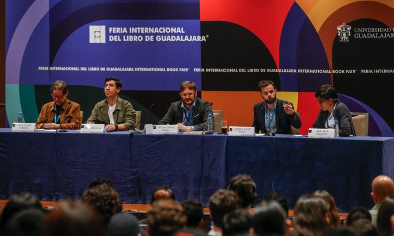 Debaten sobre legado que dejará López Obrador en mesa de FIL Pensamiento