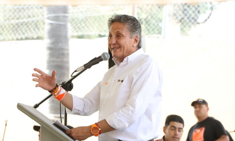 Promete Juan José Frangie renovar el rastro municipal 