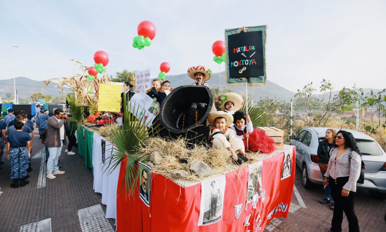 Realiza Tlajomulco su desfile de la Revolución Mexicana 