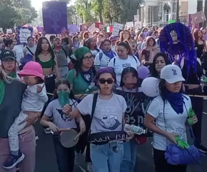 ¡Cuéntanos bien! marchan miles por el 8M en Guadalajara - Quadratin Jalisco