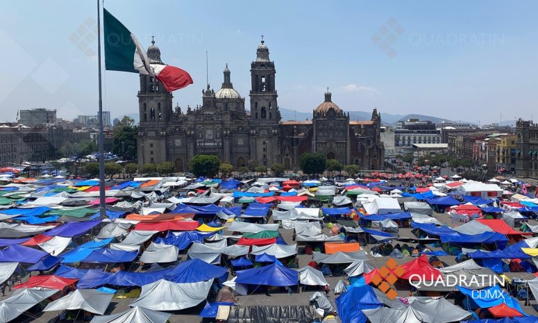 La CNTE toma accesos a Palacio Nacional