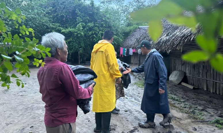 Perdimos todo, pero al menos estamos vivos: damnificados de la Huasteca