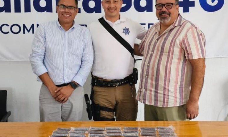 Policías de la Zona Romántica participan en la campaña Zona Safe