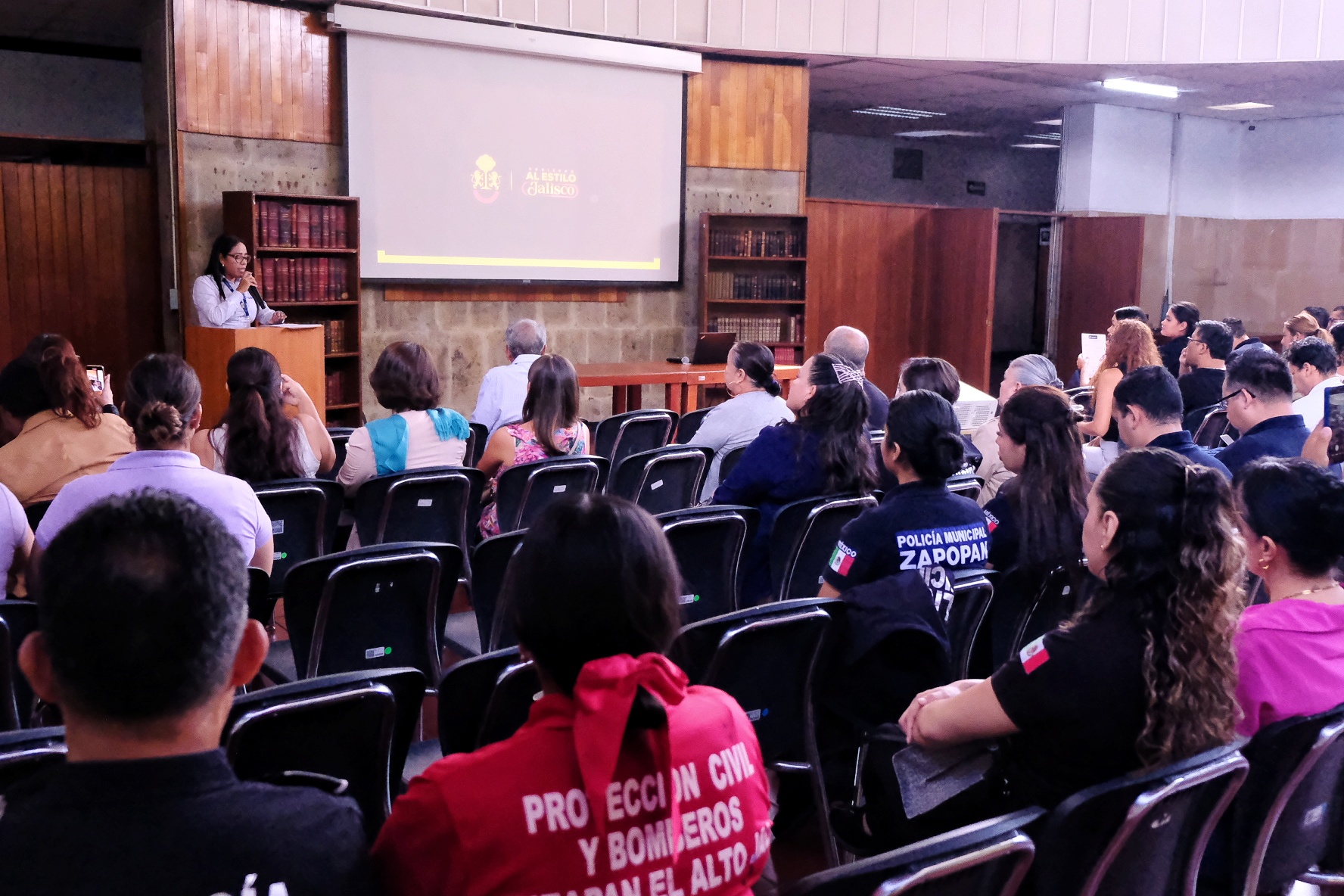 Imparten capacitación para prevenir el suicidio en Jalisco - Quadratin ...