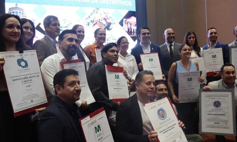 Reciben 74 empresas turísticas de Jalisco distintivos de calidad