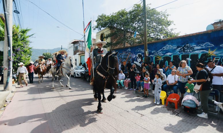 Celebran en Tlajomulco 216 años de la Independencia con desfile