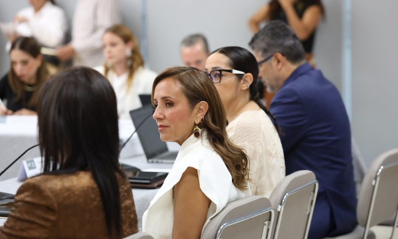Sufren abuso digital 1.6 millones de menores en México