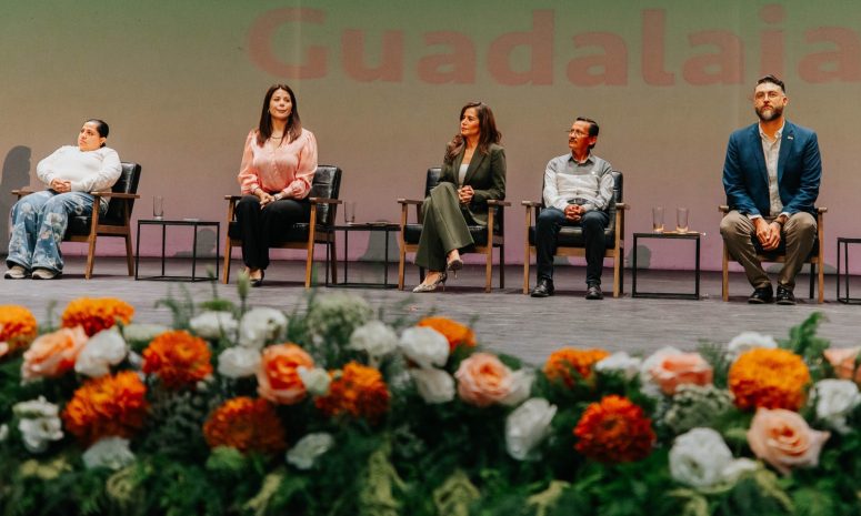 Entrega Vero Delgadillo 19 mdp a beneficiarios de Fondos de Corresponsabilidad