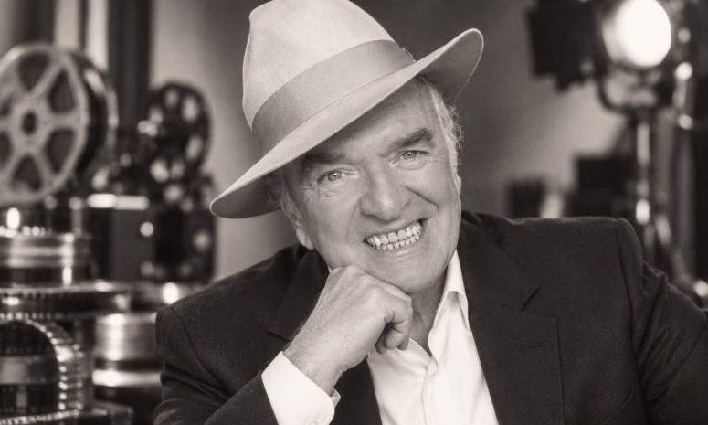 Celebra Demetrio Bilbatúa el Ariel de Oro: dediqué mi vida a esto