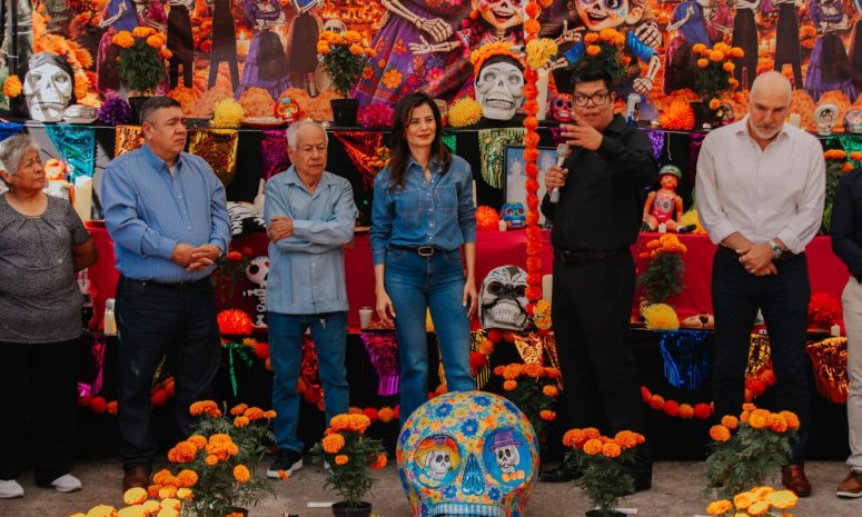 Supervisa Vero Delgadillo la Feria del Cartón 2026 en el Parque Morelos