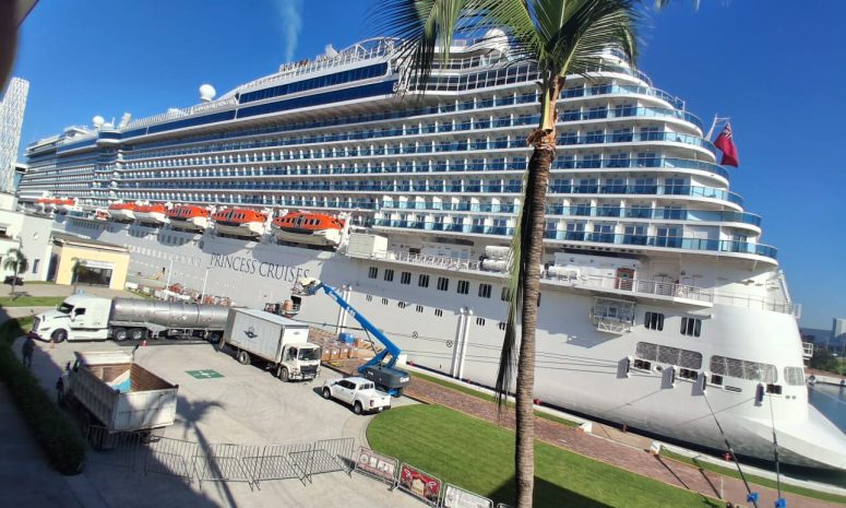 Arriba el Discovery Princess a Vallarta con casi 5 mil personas a bordo