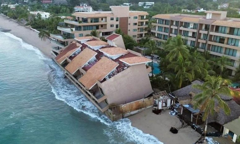 Punta Paraíso, en San Pancho, al borde del colapso tras Huracán Rachel