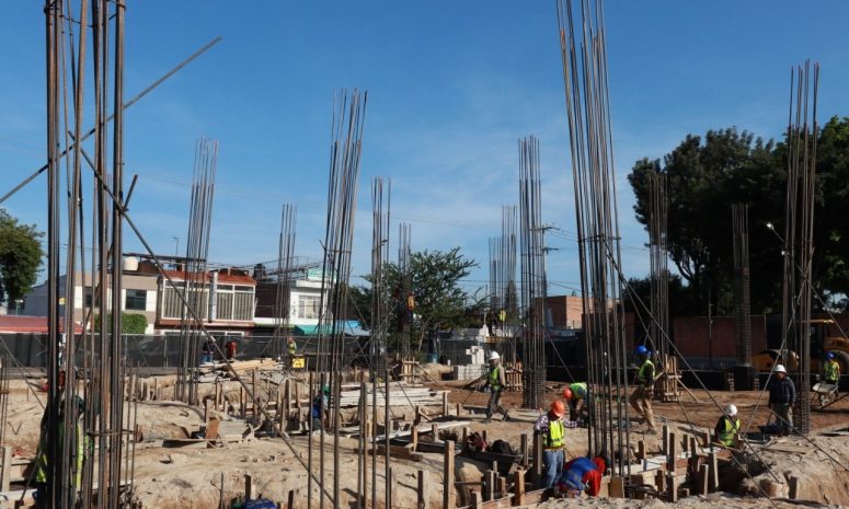 Avanza cimentación de la nueva Cruz Verde Francisco Ruiz Sánchez en GDL