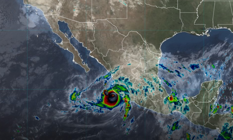 Recurva el huracán Simón y rozará fuertemente a Jalisco