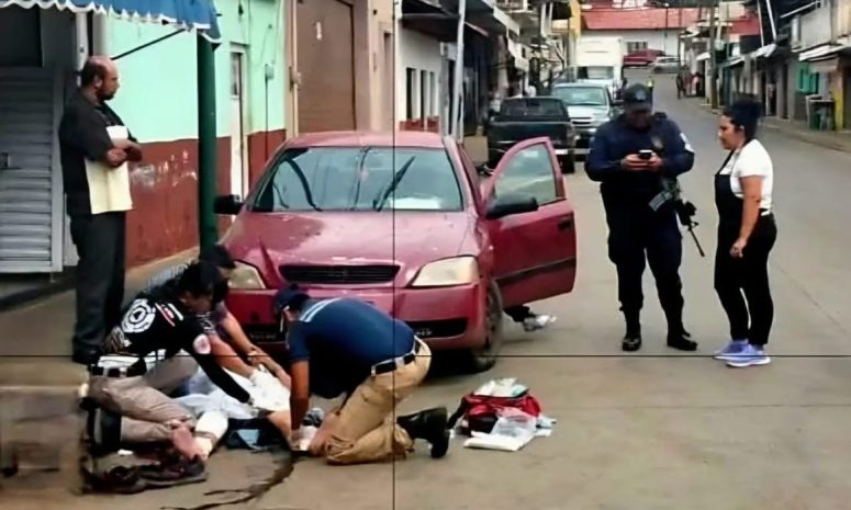 Heridos, 2 agentes de la patrulla espiritual; intentaban anexar a uno