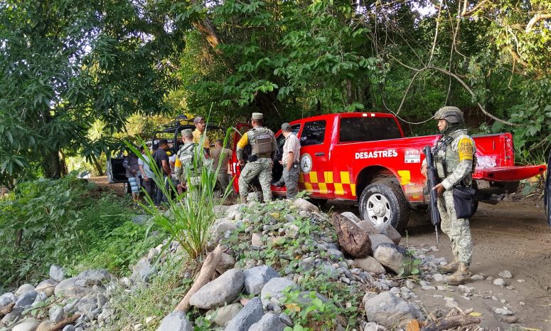 Sedena aplica Plan DN-III-E en Puerto Vallarta ante tormenta tropical Simón
